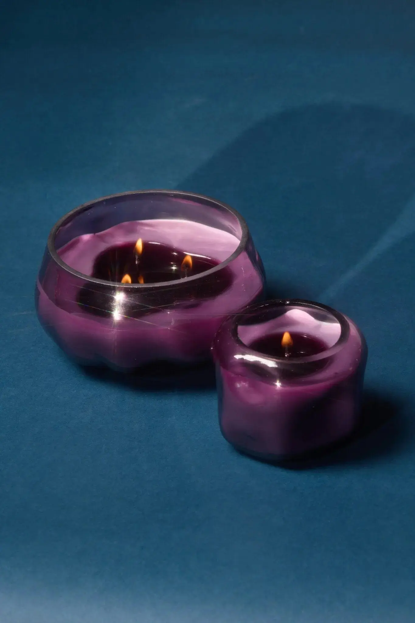 Violet & Vanilla - Basalt 5 oz Candle - Image 3