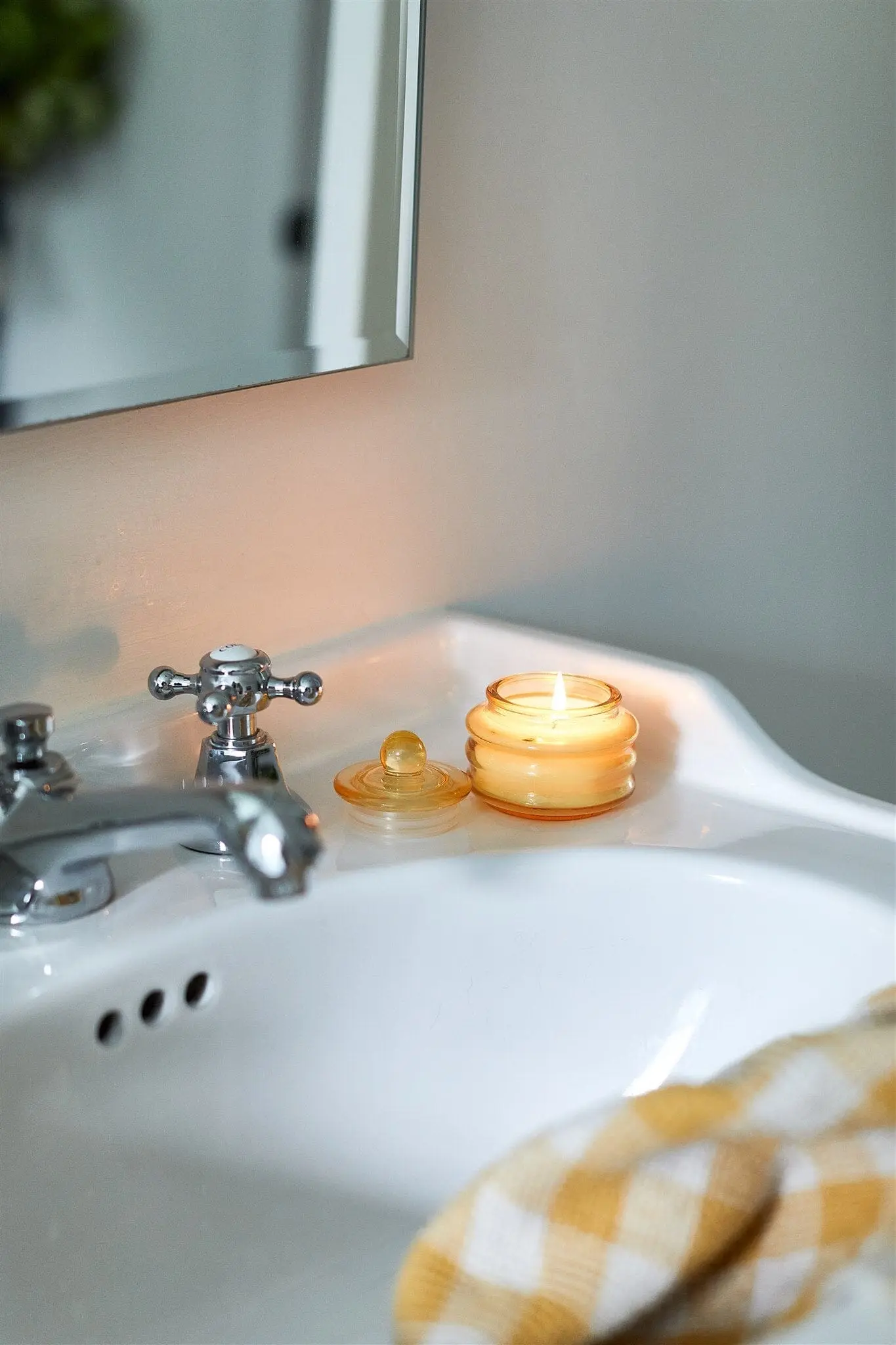 Meyer Lemon - Beam 3 oz Candle - Image 3
