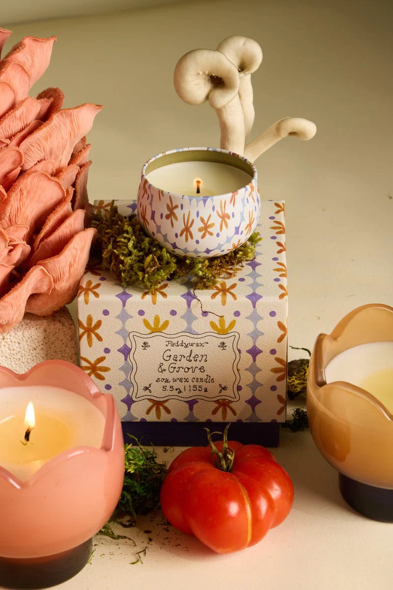 Garden & Grove - Tulip 2 oz Tin Candle - Image 2