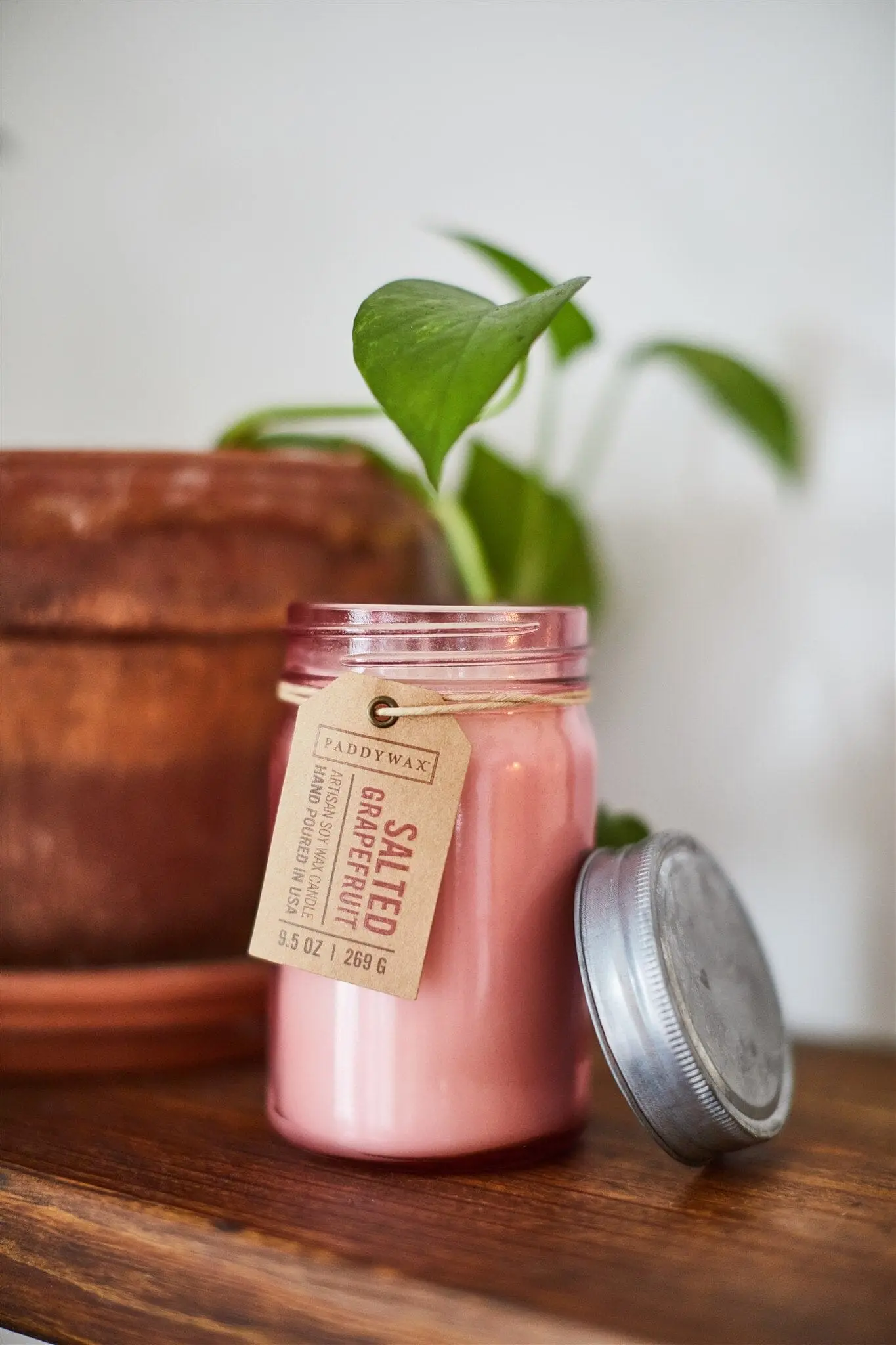 Salted Grapefruit - Relish 9.5 oz Candle - Image 2